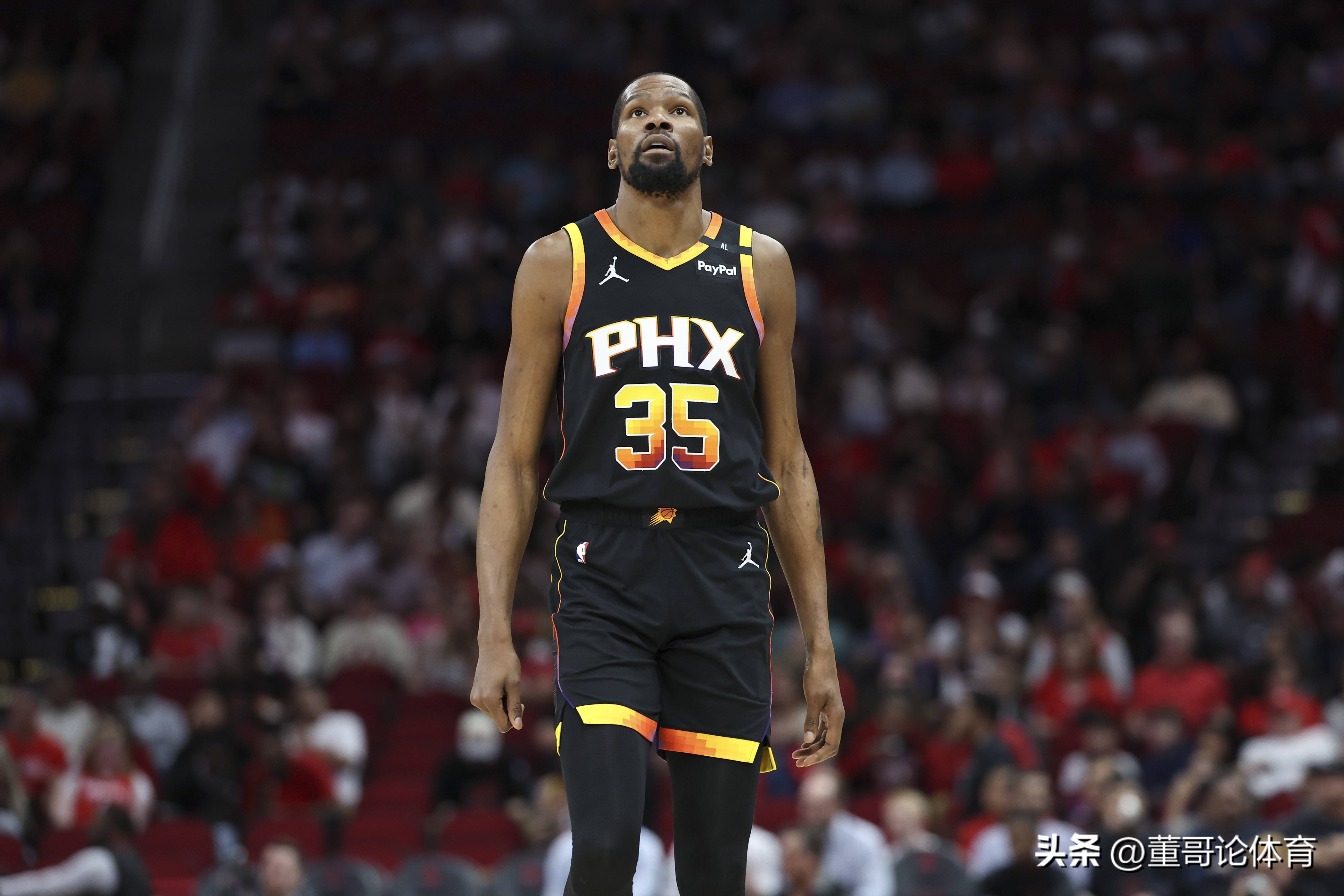 形成对左推 形成对左推